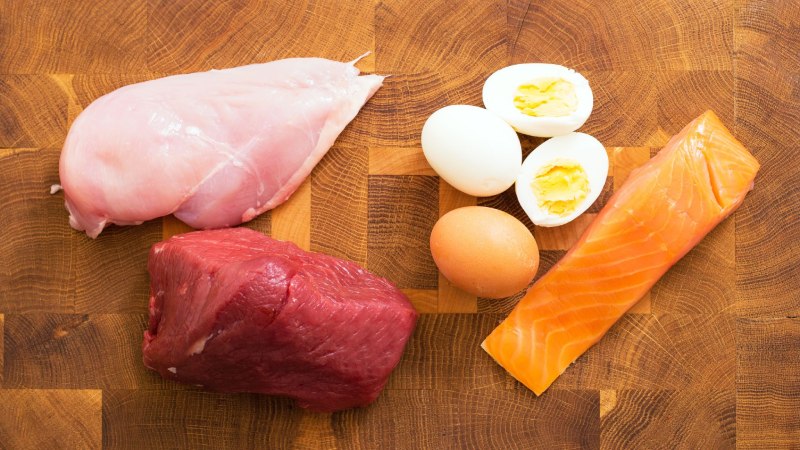 مصرف روزانه گروه گوشت و تخم مرغ برای بزرگسال سالم چند واحد است؟