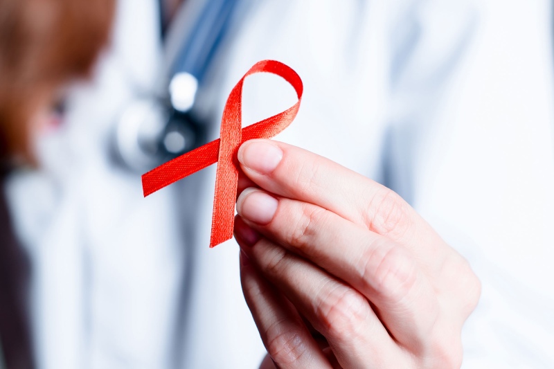 چرا HIV باعث راش پوستی می‌ شود؟
