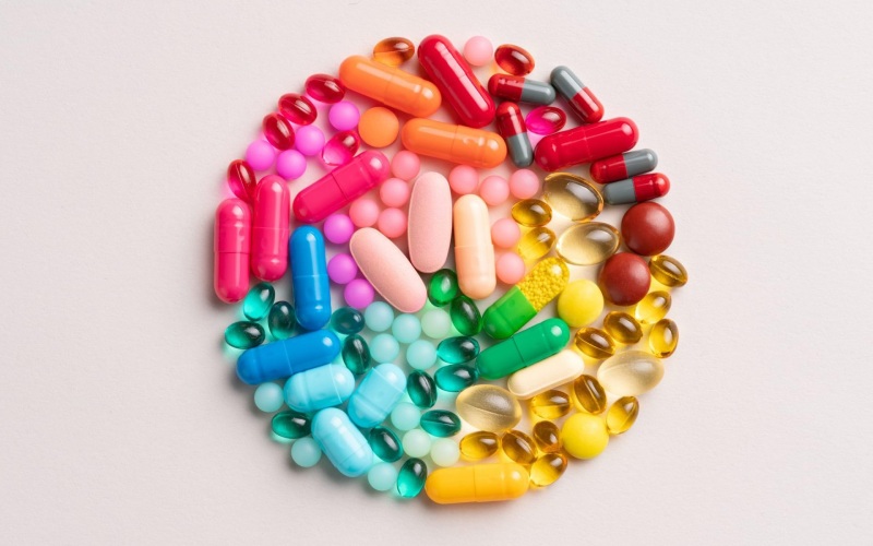 نقش حیاتی رنگ دارو در پیشگیری از خطاهای پزشکی و ارتقای ایمنی دارویی