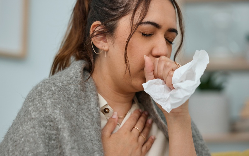 راهکارهای موثر برای کاهش سرفه و آرام کردن گلو