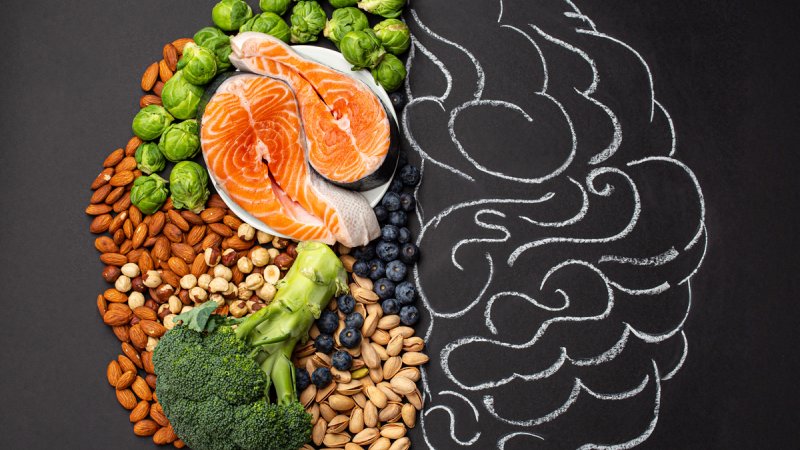 رژیم MIND چیست؟ بررسی تاثیر آن بر سلامت مغز و حافظه در سالمندی